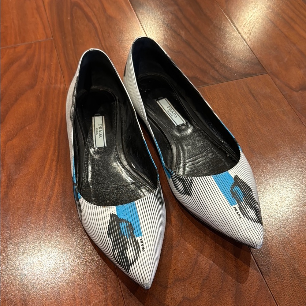 Prada Women's Black and Blue Striped Flats